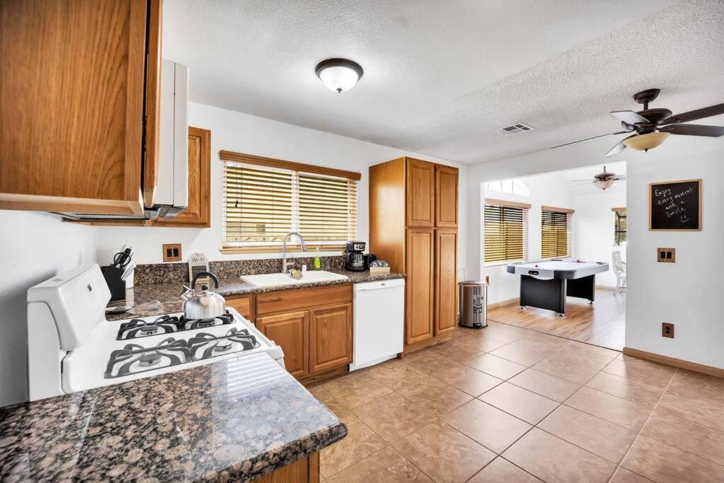 Centrally Located Spacious Vacation Hom 13 M Strip Las Vegas Exteriér fotografie